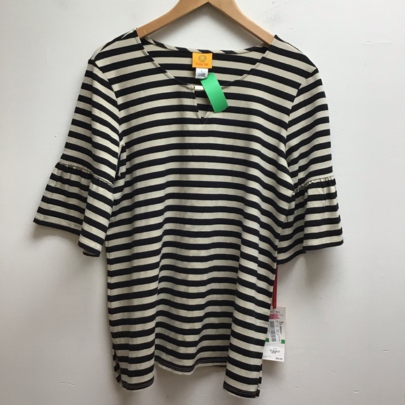 Ruby Rd. Tops - Ruby rd bell sleeve top